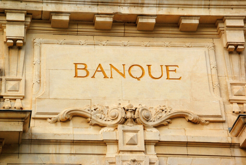 Ouvrir un compte bancaire en France pour un étranger